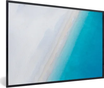 Produktbild von MuchoWow® Gerahmtes Poster Strand - Meer - Blau 90x60 cm - Poster mit Schwarzem Bilderrahmen Wandposter Rahmen Foto Bilder - Fotorahmen - Foto-Plakat