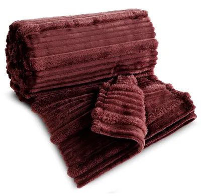 Zdjęcie produktu dla Koc flano burgundowy 150x200 wypukłe prążki efekt 3D NINA