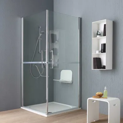 Immagine prodotto di Box doccia disabili anziani 90x90 in cristallo con doppia apertura a battente