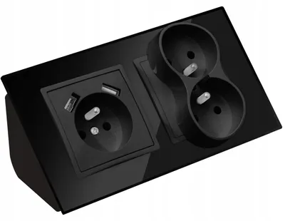Produktbild von Adelid Quadra Dreifach-Steckdose mit USB Eckmontage Schwarz Matt