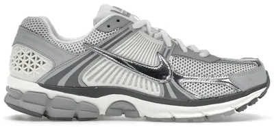 Produktbild von Nike Zoom Vomero 5 Metallic Silver - EU 40.5