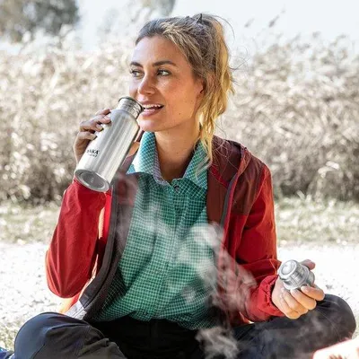Image de Bouteille d'eau en acier de 0,5 l avec bouchon - lavable au lave-vaisselle - sans BPA