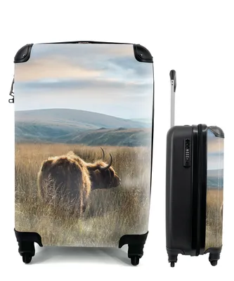 Produktbild von MuchoWow® Koffer Handgepäck Trolley Rollkoffer Kleine Reisekoffer mit 4 Rollen - Schottische Highlander - Nebel - Gras - Cabin Size < 55x40x23 cm & 55x40x20 cm - Fotokoffer - Kabinenkoffer - Boardgepäck - Reise-Box - Reisekoffer - Reisegepäck - Koffer mit Bild - Trolley für Kinder