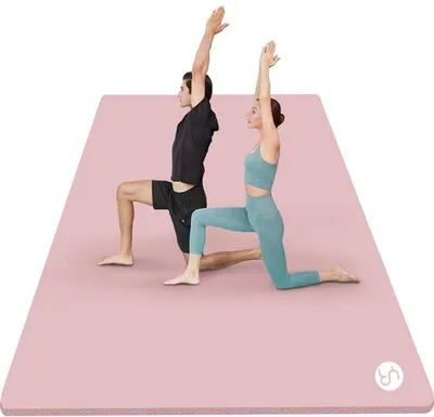 Zdjęcie produktu dla Mata do jogi, duża, 200×130 cm × 1,5 cm oraz 200×120 cm × 1,0 cm. Gruba mata NBR, idealna do ćwiczeń sportowych, gimnastyki i pilatesu. W zestawie torba do przenoszenia