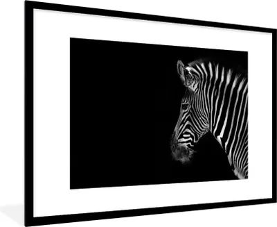 Produktbild von MuchoWow® Gerahmtes Poster Zebra - Wilde Tiere - Schwarz 90x60 cm - Poster mit Schwarzem Bilderrahmen Wandposter Rahmen Foto Bilder - Wanddekoration - Fotos