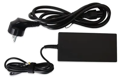 Image de Terra TERRA 1480270 adaptateur d'alimentation/onduleur Indoor 135 W Noir