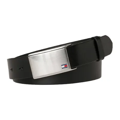 Imagen del producto de Cinturón Tommy Hilfiger para hombre, modelo Plaque, de 3,5 cm de ancho, hecho de cuero, color negro. Talla 10