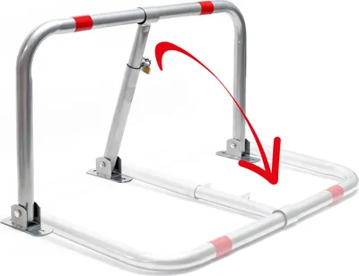 Obrázek produktu pro Skládací závora na parkoviště Wiltec 43 x 80 cm, s visacím zámkem a 3 klíči, parkovací sloupek k zabezpečení parkoviště, ocelová zajišťovací tyč
