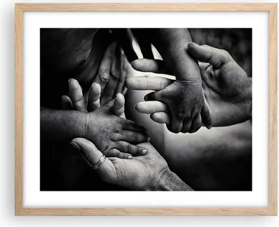 Produktbild von Gerahmtes Poster - Rahmen in heller Eiche - Hände Toleranz Gemeinschaft - 50x40 cm - Wand Bild - Wanddeko - Wandbilder - Kunstposter - Wandposter - Bilderrahmen - Bilder - Kunstdruck - P2NAA50x40-4990