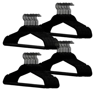 Produktbild von 100 Stück hochwertige Samt Kleiderbügel in der Farbe Schwarz mit schwarzem Haken/Anti-Rutsch/von StickandShine