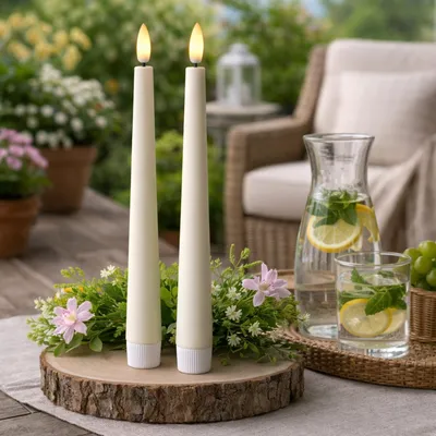 Produktbild von LED Stabkerzen - LED Tafelkerzen aus Kunststoff - H: 25,5cm - Timer - für Innen/Außen - weiß