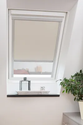 Obrázek produktu pro Roleta do střešního okna Skylight F06 krémová
