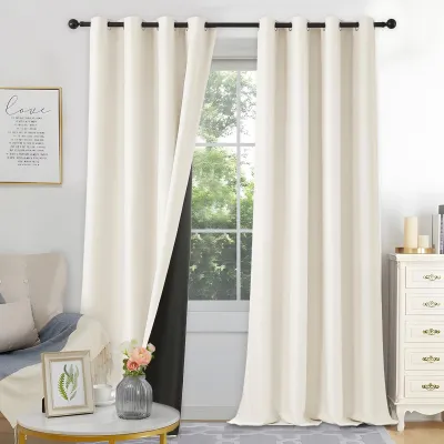 Imagen del producto de Juego de 2 cortinas opacas en color beige claro, con propiedades térmicas