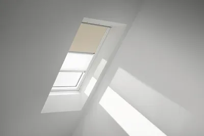 Obrázok produktu pre VELUX Zatemňovacia roleta na strešné okno manuálna DFD U04 1085SWL béžová