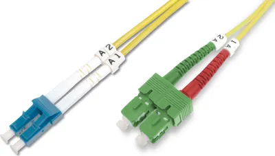 Produktbild von DIGITUS Fiber Optic Singlemode PatchK SC (APC) to LC (PC) 2m