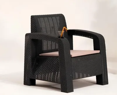 Obrázok produktu pre Čierne záhradné kreslo s vankúšom Robustné kreslo záhradný nábytok