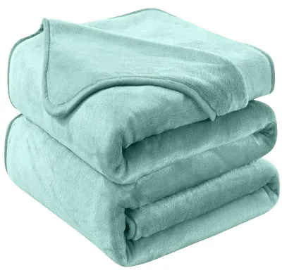 Zdjęcie produktu dla Miękki, ciepły pled z polaru - dwustronny - jasnoszary - 230x270 cm