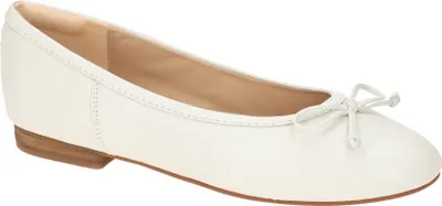 Produktbild von Clarks Fawna Lily 26176378 4, Slipper & Mokassin in Weiß für Damen, Größe 39