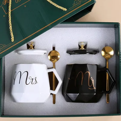 Image de Disoza Mr et Mrs Tasses Cadeau Saint-Valentin Tasses à café Mariage Noir