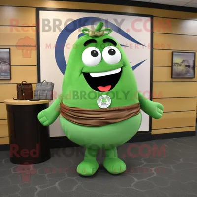 Productafbeelding van Green Bagels mascotte REDBROKOLY kostuum karakter gekleed met een maxirok en aktetassen