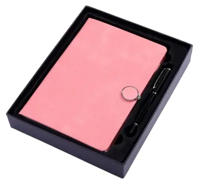 Produktbild von Notizbuch A5 aus Leder, Business-Notizbuch/Schreibblock, 260 dicke Seiten, Geschenkbox. A5 Reisetagebuch – Nachfüllbares A5-Reisetagebuch – Ideal zum Schreiben, für Dichter, Reisende und als Tagebuch – Blanko-Einlagen. Ledermappe für Damen und Herren – Nachfüllbarer Ledereinband mit liniertem A5-Notizbuch.