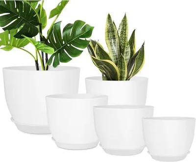 Produktbild von Moderne kunststof plantenpotten, 5-teilig, weiß, mit Fußplatten
