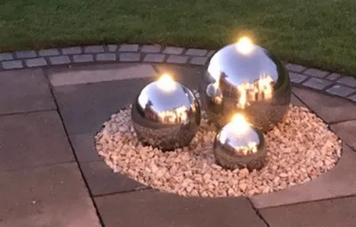 Produktbild von Kugelbrunnen 3er-Set 40/30/20 cm Edelstahl poliert incl. LED Brunnenkugel ohne Becken Gartenbrunnen