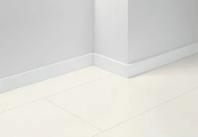 Produktbild von Sockelleiste SL18 Uni weiß D001 2200 x 70 x 16,5 mm