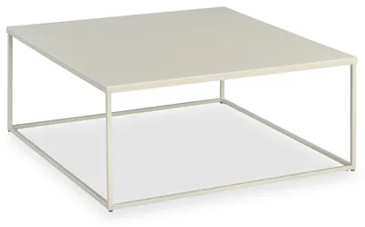 Produktbild von Couchtisch HILAR 80 x 80 cm aus pulverbeschichtetem Metall in beige. Sofatisch in modernem Design mit robuster Oberfläche.