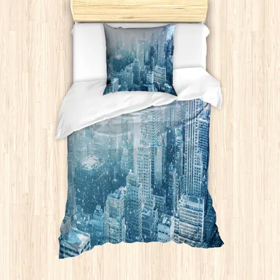 Produktbild von ABAKUHAUS Winter Mantele, Schnee in New York City, Milbensicher Allergiker geeignet mit Kissenbezügen, 135 cm x 200 cm - 80 x 80 cm, Weiß Hellgrün