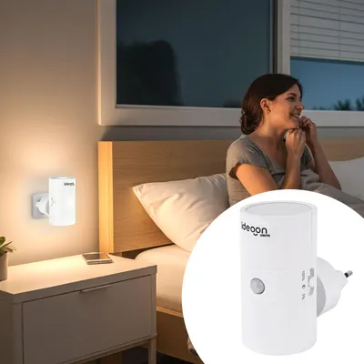 Produktbild von Steckdosen-Nachtlicht dimmbar mit PIR- & Dämmerungssensor – Intelligente Steckdosenlampe mit Bewegungsmelder, 10 LEDs für Flur & Schlafzimmer