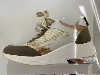 Produktbild von Schuh Größe 37 – Zeitloses Design, funktional und komfortabel für den Alltag