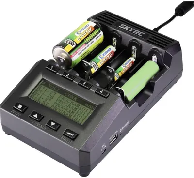 Image de Chargeur de batterie intelligent avec contrôle via application et six programmes de charge pour différents types de batteries
