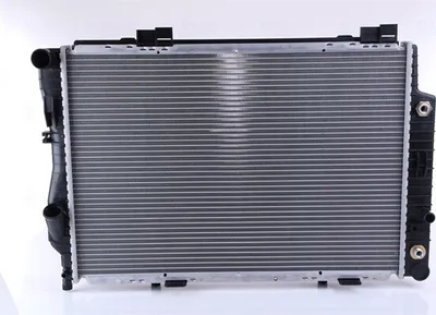 Produktbild von NISSENS 62739A Kühler Wasserkühler Motorkühler passend für MERCEDES-BENZ C-Klasse Limousine (W202) C-Klasse T-modell (S202)