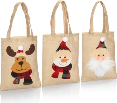 Produktbild von com-four® 3x Geschenktüte für Weihnachten - Jutebeutel mit Henkeln - Weihnachtsbeutel - Geschenktasche für Advent, Nikolaus, Weihnachten - Santa, Elch, Schneemann