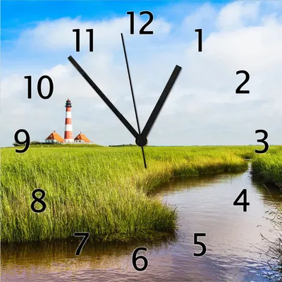 Produktbild von Wallario Design Wanduhr Kleiner Bach durch Schilf auf dem Weg zum Leuchtturm aus Echtglas, Größe 30 x 30 cm