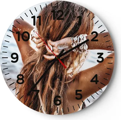 Produktbild von Wanduhr - Rund - Glasuhr - Haare Frau Strand - 30x30cm - Schleichendes Uhrwerk - Lautlos - zum Aufhängen bereit - Dekoration Modern - Wanddekoration aus Glas - C4AR30x30-4613