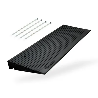 Productafbeelding van Bepco Premium drempelhelling - 100 x 35 x 7,5 cm - gemaakt van gerecycled rubber - met geïntegreerde onderlegschijven en 4 stalen spijkers (verzinkt)