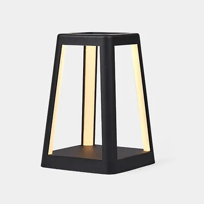 Zdjęcie produktu dla Lampa Lexon Lantern LED ładowarka indukcyjna czarny