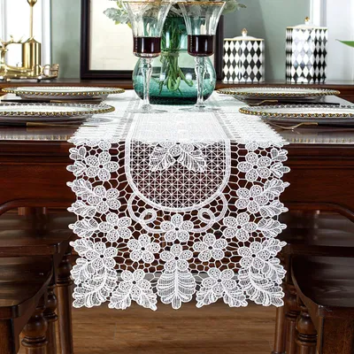 Obrázek produktu pro Bílá krajková běhounka na stůl – elegantní dekorace pro svatby a oslavy – 30 x 90 cm
