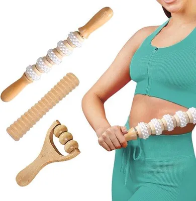 Image de Rouleaux de bien-être en bois pour stimuler la circulation lymphatique et l'équilibre musculaire - Lot de 3 cubes de massage en bois