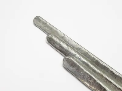 Produktbild von Sn91Zn9 Dachdecker Zinn Lötstab Dreikant, Gewicht: 1 kg