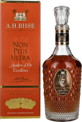 Produktbild von A.H. Riise NON PLUS ULTRA Ambre d'Or Excellence 42% Vol. 0,7l in Geschenkbox