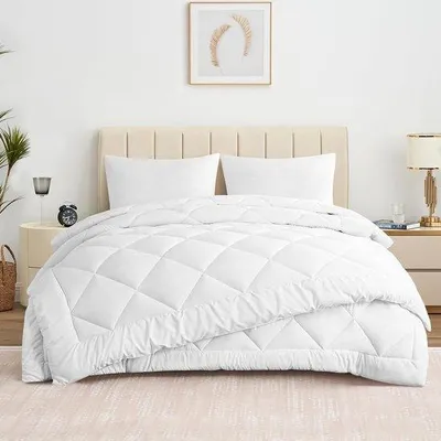 Produktbild von Famanu Bettdecke 4-Jahreszeiten 155x220cm - 150gsm + 300gsm