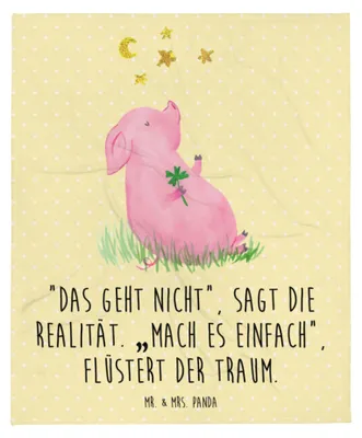 Produktbild von Mr. & Mrs. Panda Bettdecke Schwein Glück - Gelb Pastell - Geschenk, Schweinchen, Träume, Sofadecke, Flauschige Decke, Tagesdecke, Ziele, Motivation, Kuscheldecke
