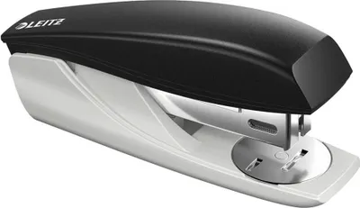 Immagine prodotto di LEITZ Nexxt Hefter/Tacker schwarz, für 25 Blatt, inkl. 24/6 Klammern 663726 4002432334674