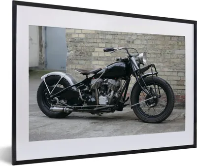 Produktbild von MuchoWow® MuchoWow® Gerahmtes Poster Seitenansicht eines antiken Motorrads 60x40 cm - Poster mit zchwarzem Bilderrahmen - Schlafzimmer - Plakat in Rahmen - Drucken