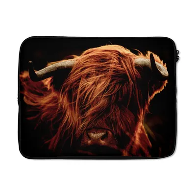Produktbild von MuchoWow® Laptop Hülle 17 Zoll Laptoptasche Schottischer Highlander - Kuh - Hörner - Porträt - Tiere - Zipper - Schutzabdeckung