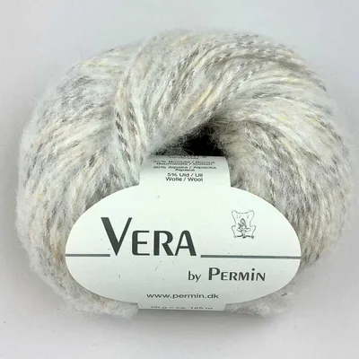 Zdjęcie produktu dla Vera by Permin – przędza całoroczna z chainette, alpaki baby i bawełny (125 m/50 g) (01 maisfeld)