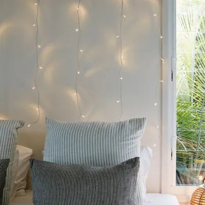 Produktbild von Lights4fun 40er LED Lichtervorhang warmweiß 1m x 1m 31V Fenster Weihnachten Deko Weihnachtsdeko Lichterkette Strom Fensterbeleuchtung Weihnachten